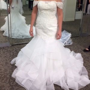 Oleg Cassini Lace Cap-Sleeve Trumpet Wedding Dress